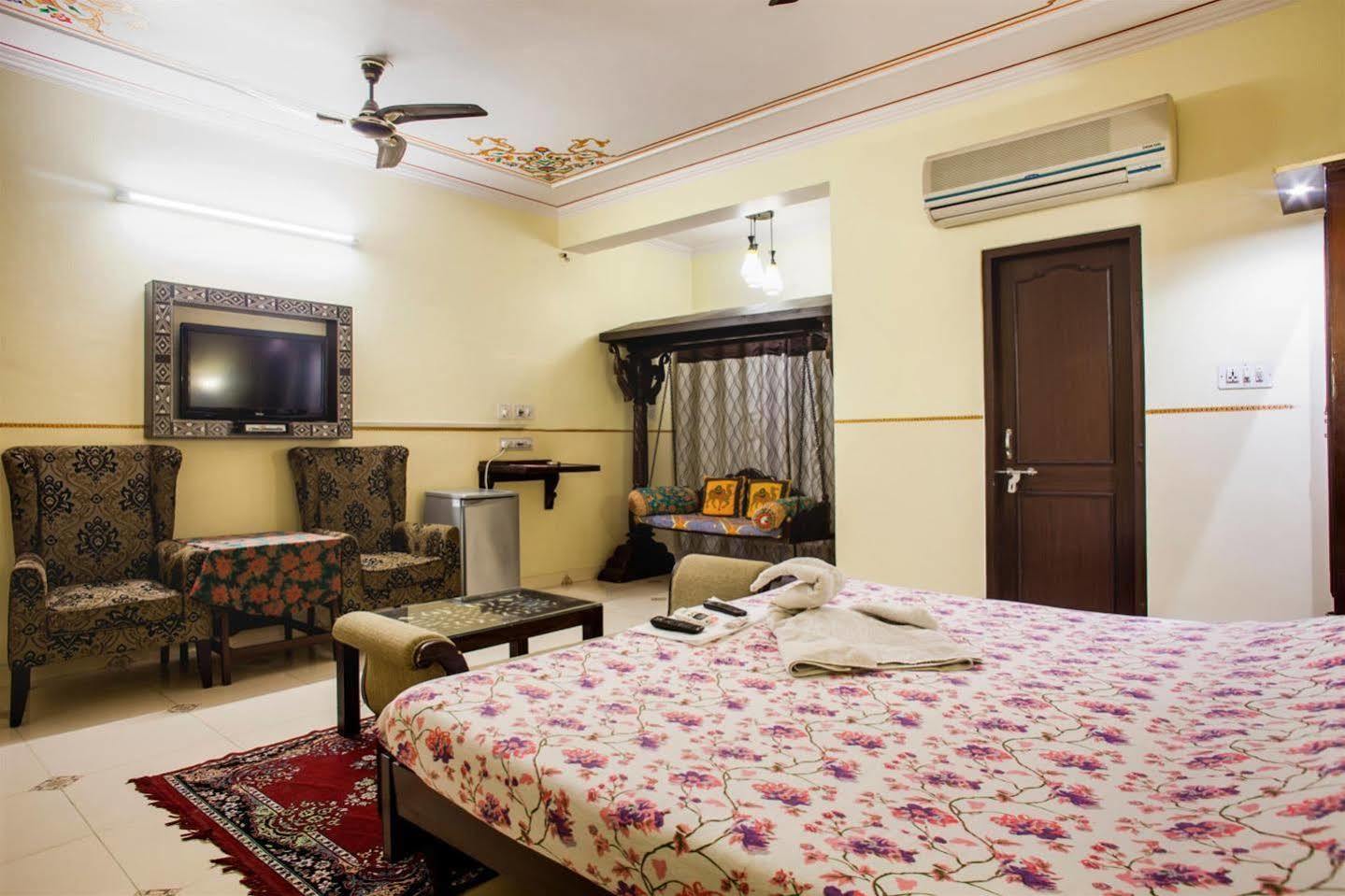The Sunder Palace - A Luxury Boutique Hotel Jaipur